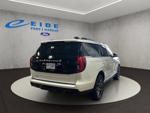 New 2027 Ford Expedition Platinum AWD/4WD image 16