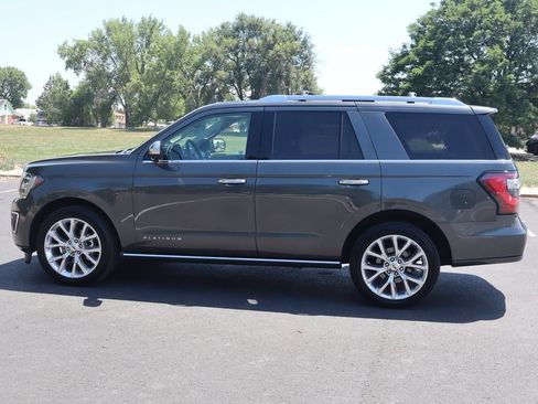 Used 2019 Ford Expedition Platinum AWD/4WD image 9