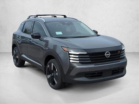 New 2026 Nissan Kicks SR image 3