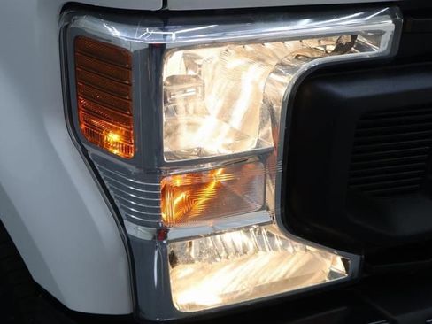 Used 2021 Ford F250 XL w/ Power Equipment Group image 22