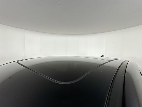 Used 2025 Acura MDX w/ Technology Package image 19