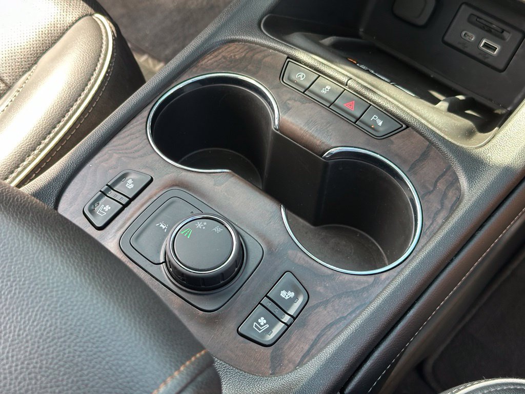 Used 2021 GMC Acadia Denali FWD image 37