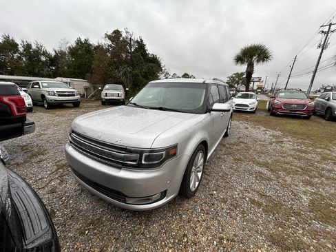 Used 2018 Ford Flex Limited w/ Equipment Group 303A image 2
