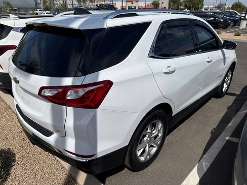 Used 2019 Chevrolet Equinox LT FWD image 4