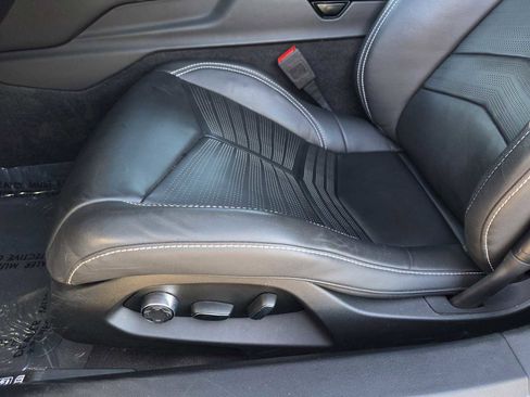 Used 2025 Chevrolet Corvette Stingray Premium Cpe w/ 3LT image 13