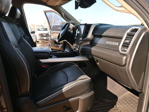 Used 2020 RAM 3500 Laramie image 30