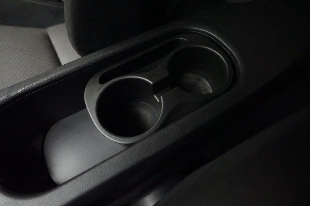 Used 2017 Toyota 86 RWD image 16