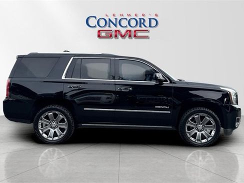 Used 2015 GMC Yukon Denali w/ Premium Package image 3