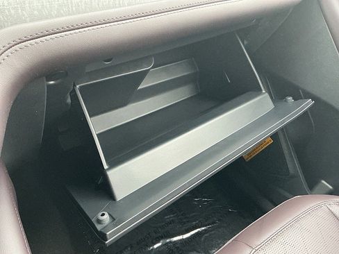 New 2026 Ford Explorer Platinum image 16