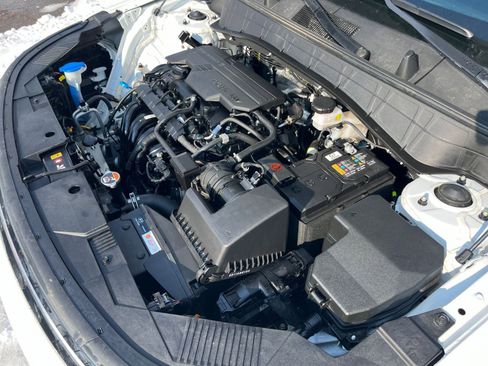 Used 2025 Hyundai Kona SEL image 31