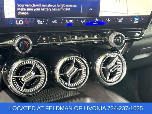 Certified 2024 Chevrolet Blazer EV LT AWD/4WD image 17