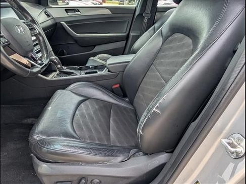 Used 2018 Hyundai Sonata Sport FWD image 15