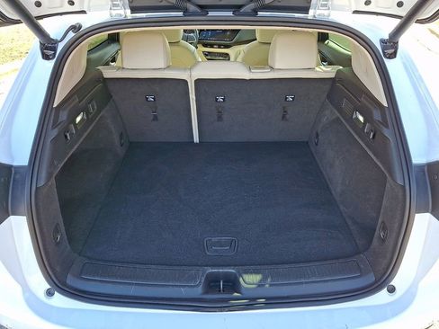 Used 2023 Buick Envision Essence image 29