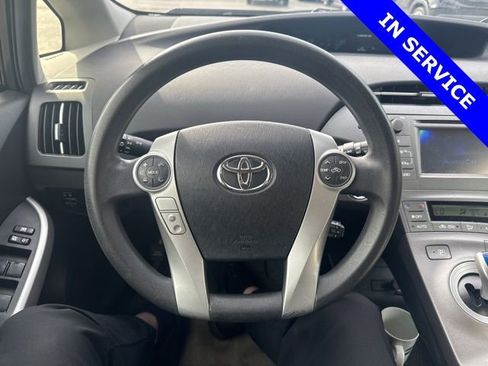 Used 2015 Toyota Prius Two image 4