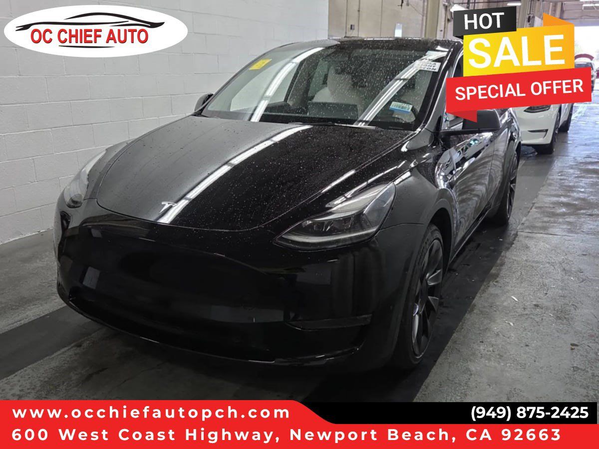 Used 2023 Tesla Model Y Long Range AWD/4WD image 1