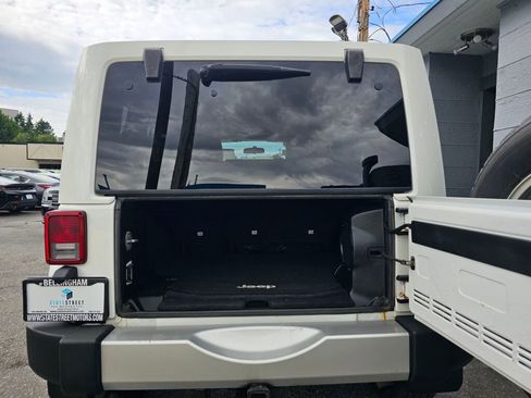 Used 2012 Jeep Wrangler Unlimited Sahara w/ Dual Top Group image 16