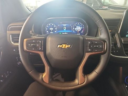 Used 2024 Chevrolet Tahoe High Country w/ Premium Package 2 AWD/4WD image 24
