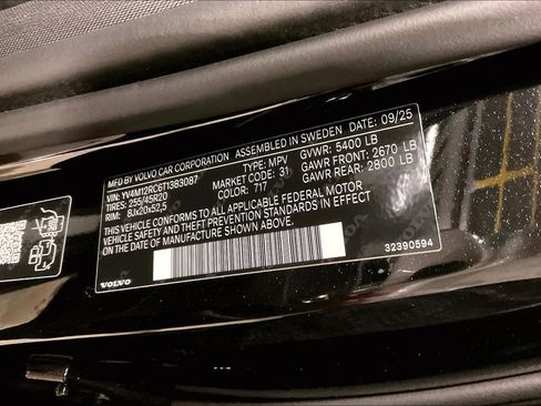 Certified 2026 Volvo XC60 B5 Plus w/ Protection Package Premier AWD/4WD image 19