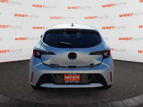 Used 2023 Toyota Corolla SE FWD image 4