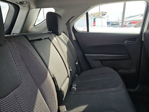 Used 2017 Chevrolet Equinox LS image 23