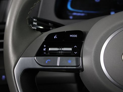 Certified 2025 Hyundai Elantra Sport FWD image 26