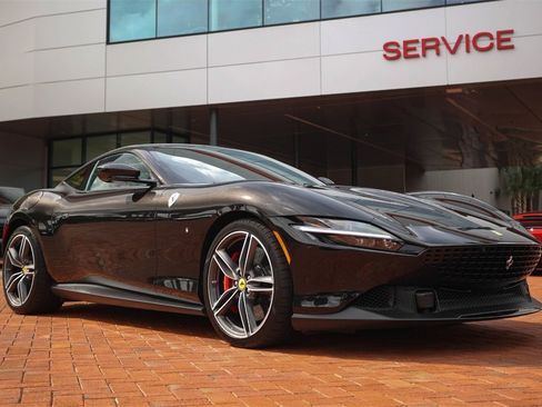Certified 2022 Ferrari Roma image 21