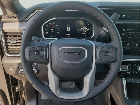 New 2026 GMC Sierra 2500 Denali w/ Denali Reserve Package image 16