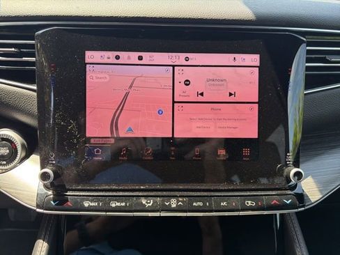 Used 2024 Jeep Wagoneer Series II w/ Flexible Seating Group image 28