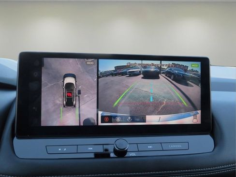 Used 2024 Nissan Rogue SL FWD image 19