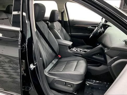 Used 2023 Buick Envision Avenir AWD/4WD image 8