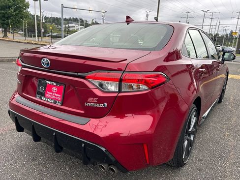 Certified 2024 Toyota Corolla SE w/ SE Package FWD image 5