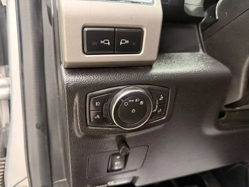 Used 2018 Ford F350 Lariat w/ Lariat Value Package AWD/4WD image 18