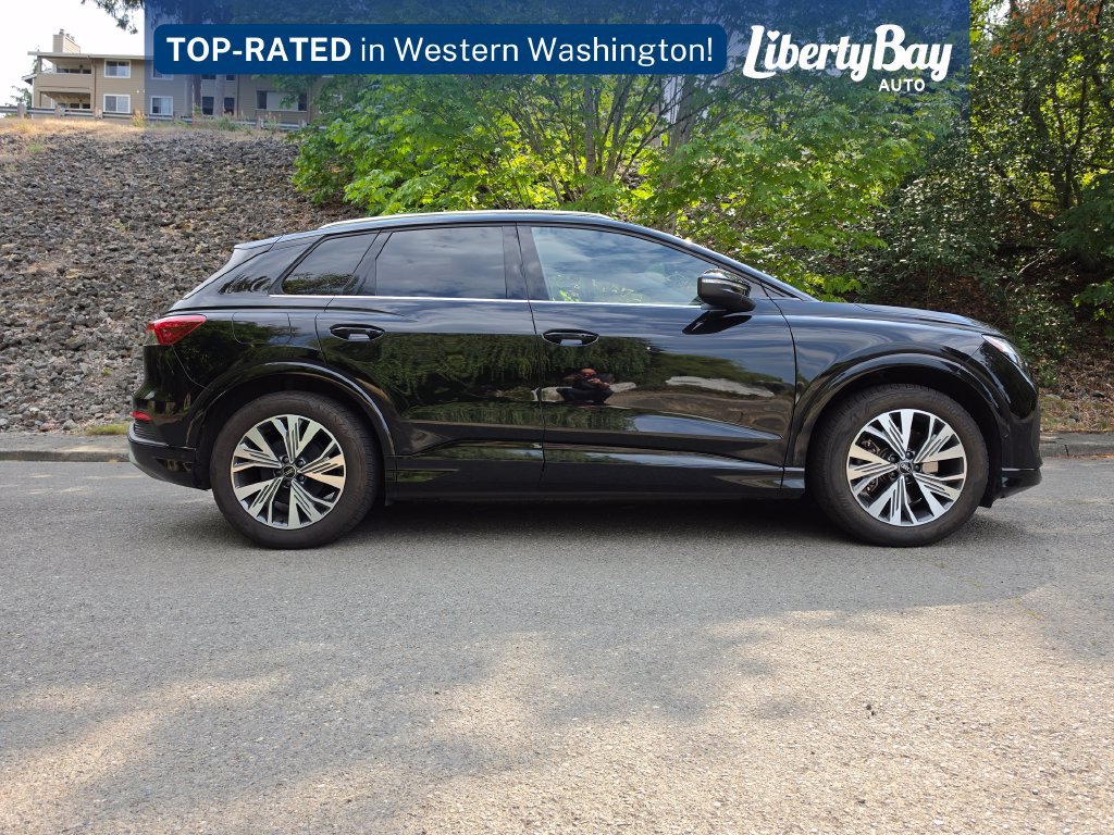 Used 2023 Audi Q4 e-tron Premium Plus w/ Premium Plus RWD image 4