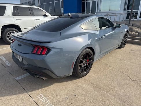 Used 2024 Ford Mustang GT Premium image 4
