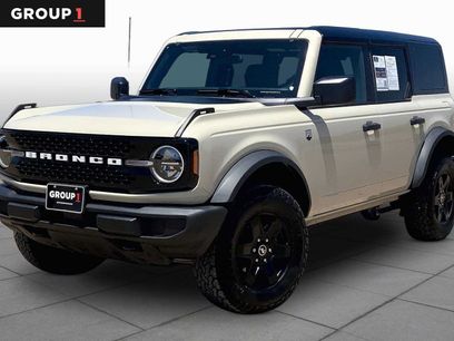 Certified 2025 Ford Bronco Big Bend w/ Black Appearance Package