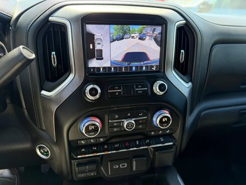 Used 2019 GMC Sierra 1500 Denali w/ Technology Package AWD/4WD image 30