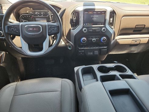 Used 2021 GMC Sierra 1500 SLT w/ X31 Off-Road Package AWD/4WD image 10
