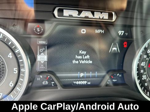 Used 2025 RAM 1500 Laramie AWD/4WD image 47