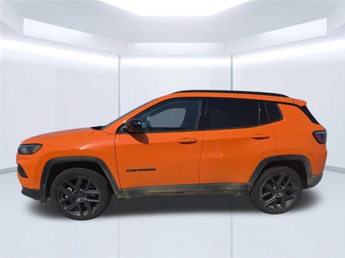 Used 2026 Jeep Compass Latitude AWD/4WD image 39