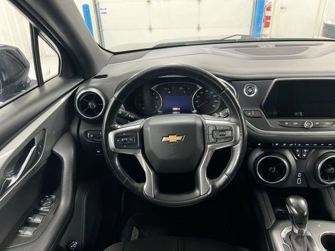 Used 2020 Chevrolet Blazer LT FWD image 11