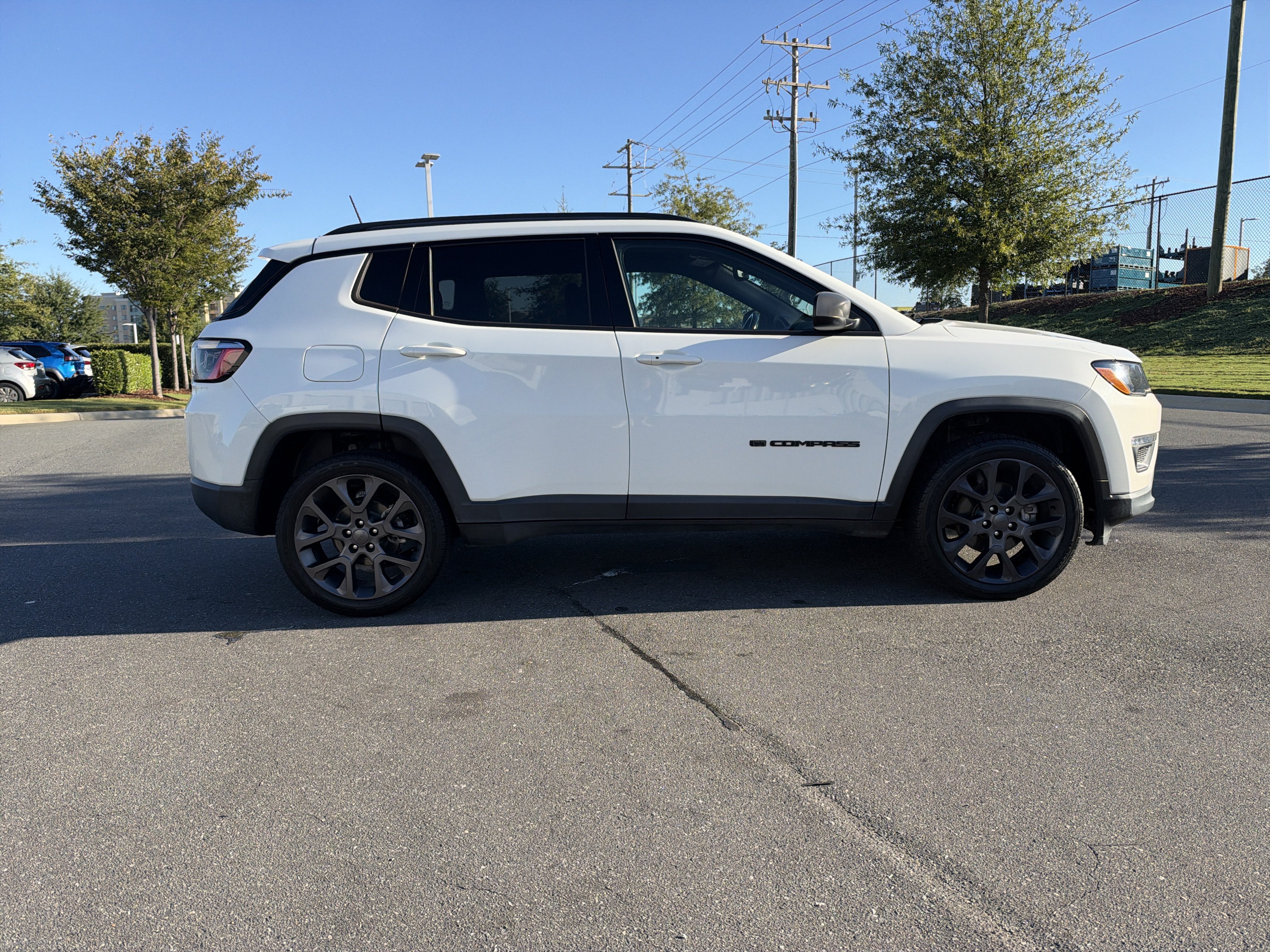 Used 2021 Jeep Compass Latitude AWD/4WD image 11