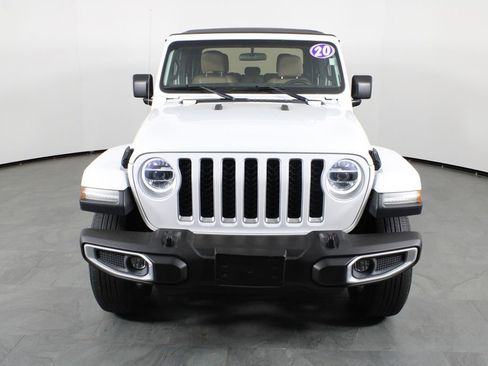 Used 2020 Jeep Gladiator Overland w/ LED Lighting Group image 14