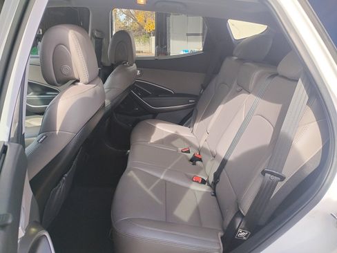 Used 2018 Hyundai Santa Fe Sport image 16