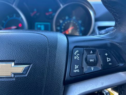 Used 2013 Chevrolet Cruze LT image 22