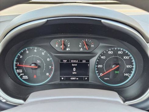 Used 2025 Chevrolet Malibu LT FWD image 11