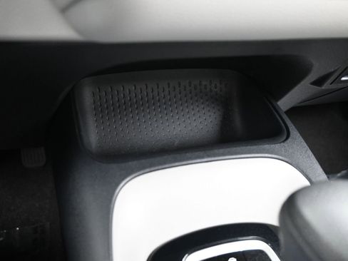 Used 2024 Toyota Corolla LE image 24