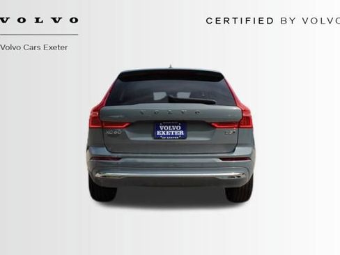 Certified 2023 Volvo XC60 B5 Plus AWD/4WD image 8