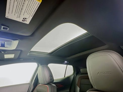 New 2026 Chevrolet Equinox EV RS image 22