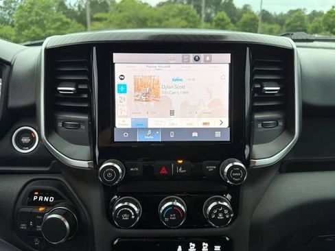 New 2026 RAM 1500 Express AWD/4WD image 22