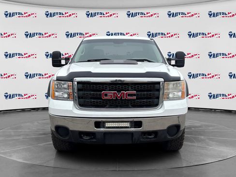 Used 2014 GMC Sierra 2500 W/T image 8
